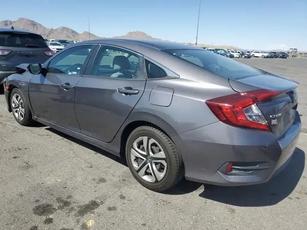 2HGFC2F57JH588235 2018 HONDA CIVIC - Image 2
