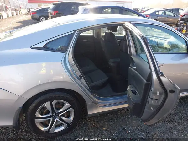 2HGFC2F57JH593886 2018 HONDA CIVIC - Image 8