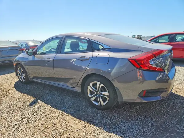 2HGFC2F57JH601372 2018 HONDA CIVIC - Image 2