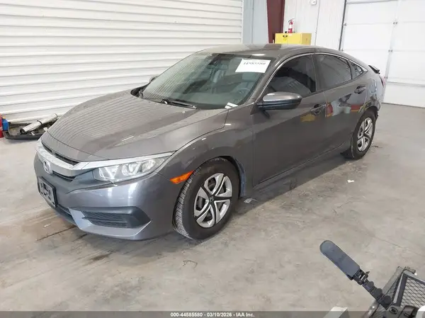 2HGFC2F57JH602361 2018 HONDA CIVIC - Image 2