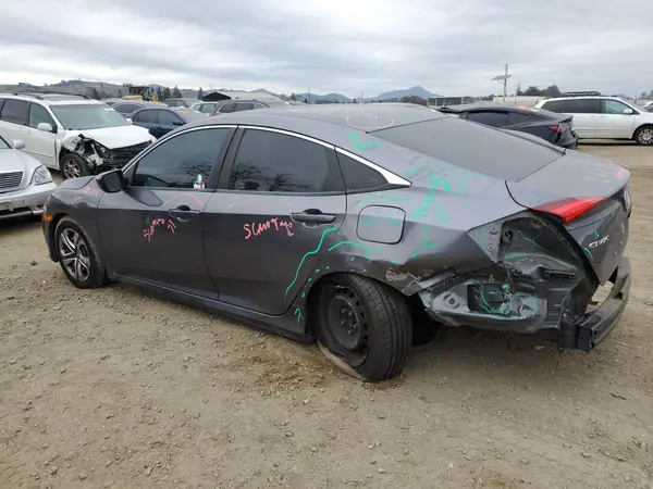 2HGFC2F57JH607186 2018 HONDA CIVIC - Image 2