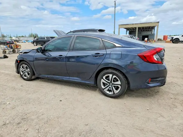 2HGFC2F57JH607348 2018 HONDA CIVIC - Image 2