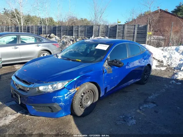 2HGFC2F57JH609598 2018 HONDA CIVIC - Image 2