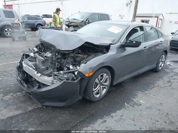 2HGFC2F58HH547624 2017 HONDA CIVIC - Image 2