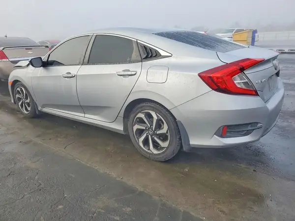 2HGFC2F58HH562723 2017 HONDA CIVIC - Image 2