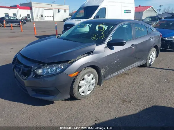 2HGFC2F58JH004196 2018 HONDA CIVIC - Image 2