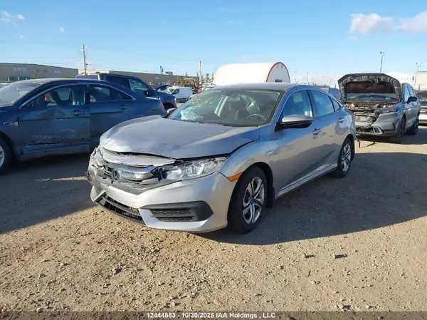 2HGFC2F58JH043662 2018 HONDA CIVIC - Image 2