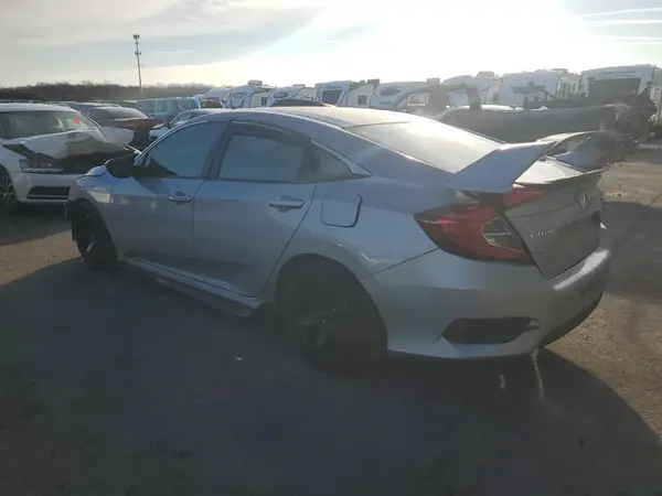2HGFC2F58JH501359 2018 HONDA CIVIC - Image 2