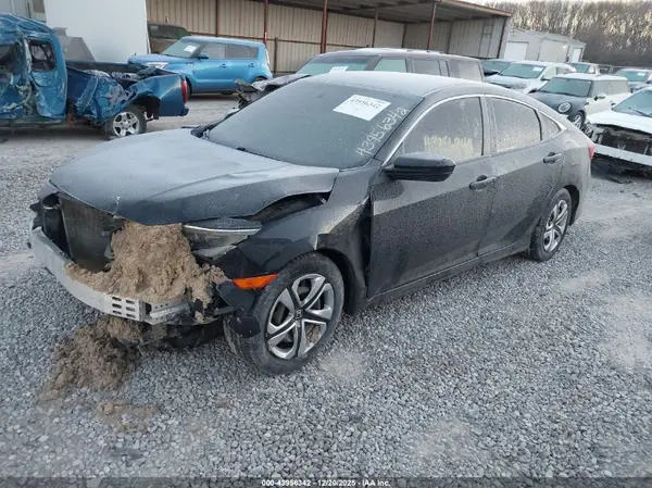 2HGFC2F58JH505928 2018 HONDA CIVIC - Image 2