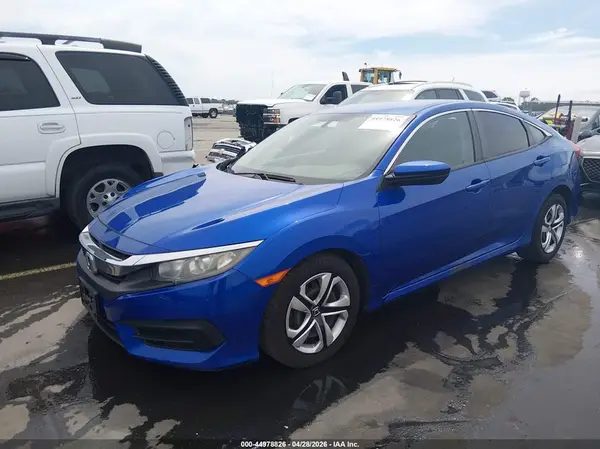 2HGFC2F58JH507095 2018 HONDA CIVIC - Image 2