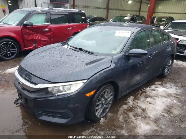 2HGFC2F58JH508859 2018 HONDA CIVIC - Image 2
