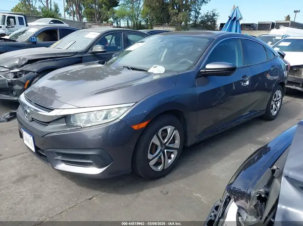 2HGFC2F58JH514077 2018 HONDA CIVIC - Image 2