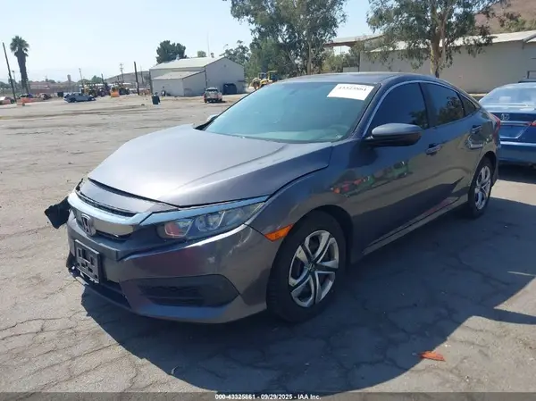 2HGFC2F58JH514094 2018 HONDA CIVIC - Image 2
