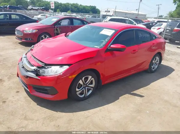 2HGFC2F58JH529713 2018 HONDA CIVIC - Image 2
