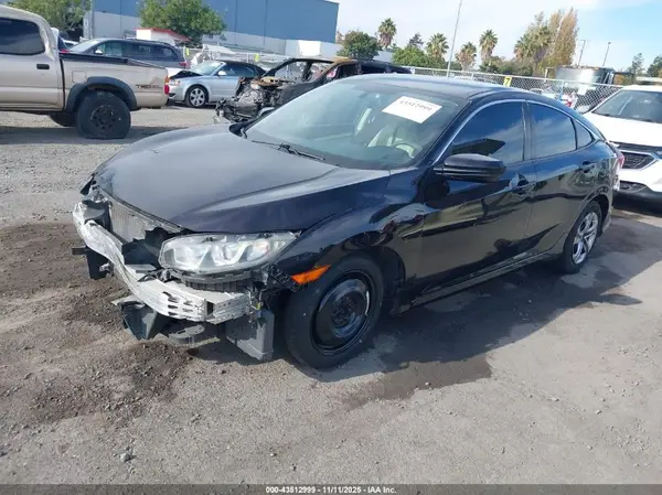 2HGFC2F58JH530392 2018 HONDA CIVIC - Image 2