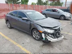 2HGFC2F58JH531932 2018 HONDA CIVIC
