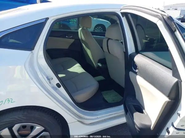2HGFC2F58JH532367 2018 HONDA CIVIC - Image 8