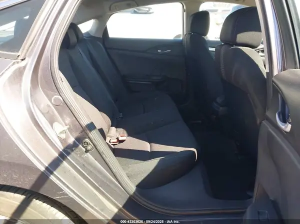 2HGFC2F58JH536046 2018 HONDA CIVIC - Image 8
