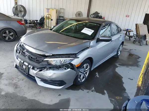 2HGFC2F58JH542669 2018 HONDA CIVIC - Image 2