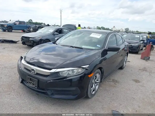 2HGFC2F58JH545958 2018 HONDA CIVIC - Image 2