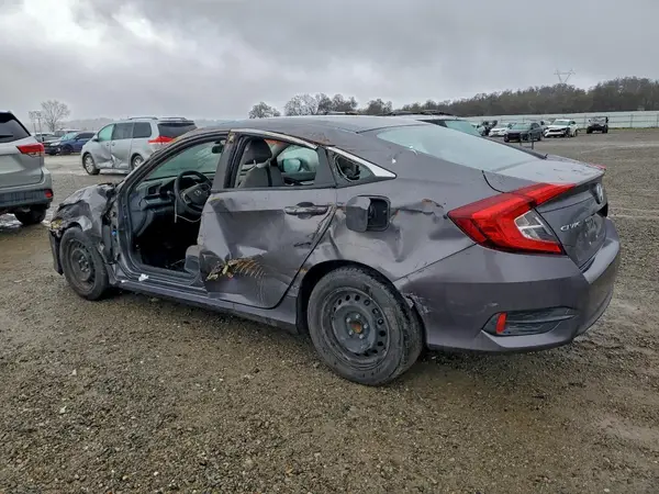 2HGFC2F58JH546818 2018 HONDA CIVIC - Image 2