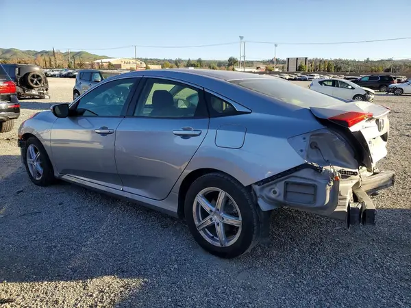 2HGFC2F58JH549895 2018 HONDA CIVIC - Image 2