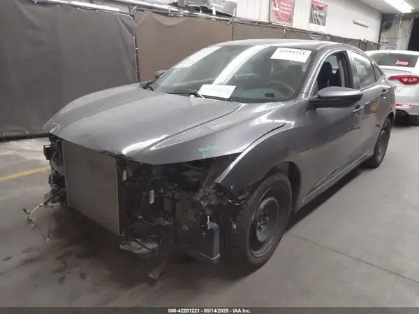 2HGFC2F58JH560508 2018 HONDA CIVIC - Image 2