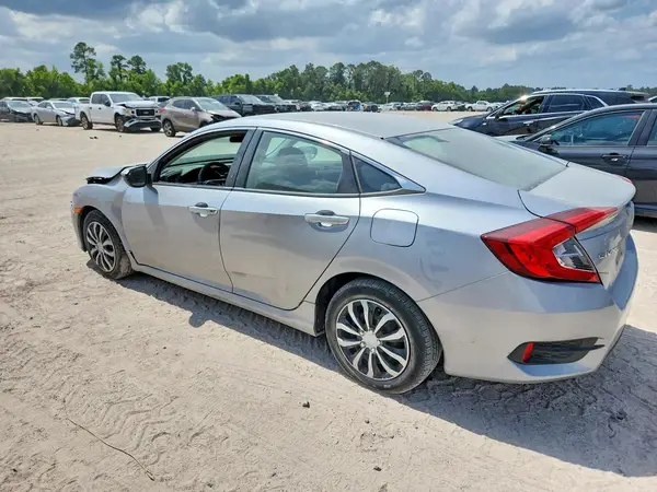 2HGFC2F58JH564557 2018 HONDA CIVIC - Image 2