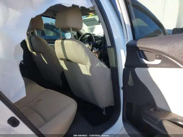 2HGFC2F58JH565059 2018 HONDA CIVIC - Image 8