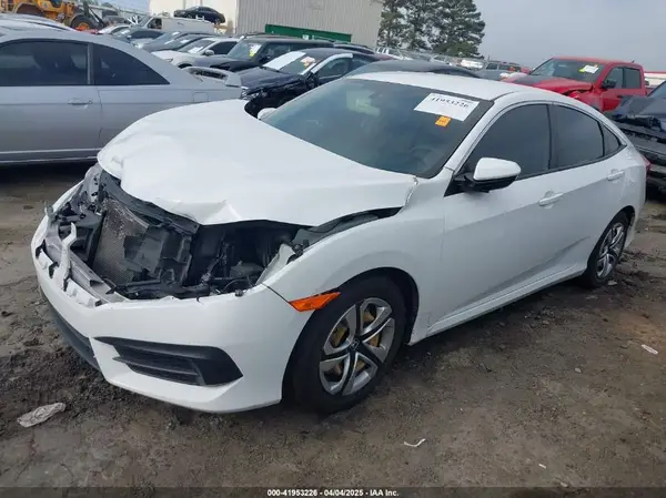 2HGFC2F58JH566566 2018 HONDA CIVIC - Image 2