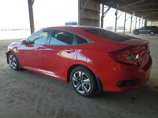 2HGFC2F58JH567748 2018 HONDA CIVIC - Image 2