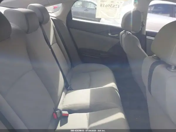 2HGFC2F58JH589474 2018 HONDA CIVIC - Image 8