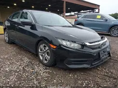 2HGFC2F58JH593668 2018 HONDA CIVIC