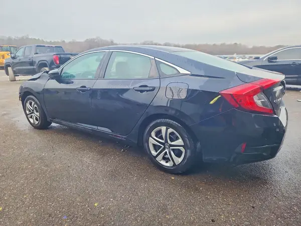 2HGFC2F58JH594982 2018 HONDA CIVIC - Image 2