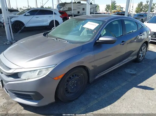 2HGFC2F58JH600280 2018 HONDA CIVIC - Image 2