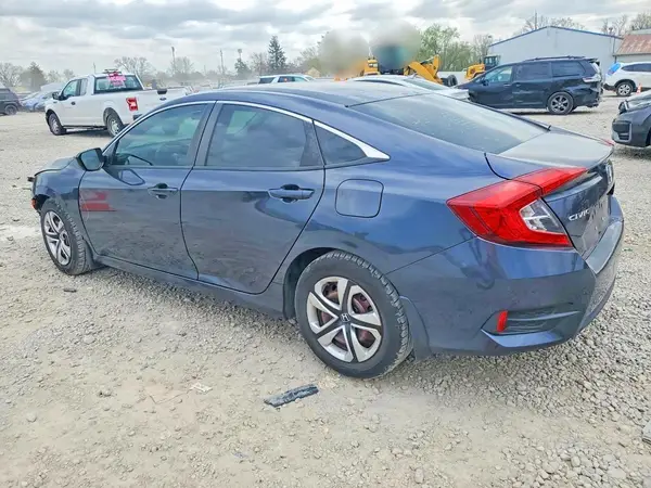 2HGFC2F58JH600456 2018 HONDA CIVIC - Image 2