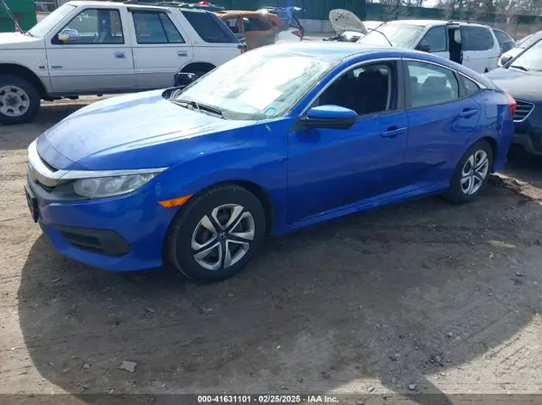 2HGFC2F58JH610288 2018 HONDA CIVIC - Image 2