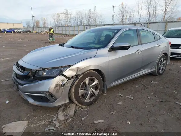 2HGFC2F58KH018102 2019 HONDA CIVIC - Image 2