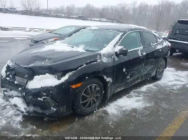 2HGFC2F59JH002005 2018 HONDA CIVIC - Image 2