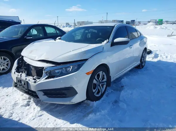 2HGFC2F59JH006765 2018 HONDA CIVIC - Image 2