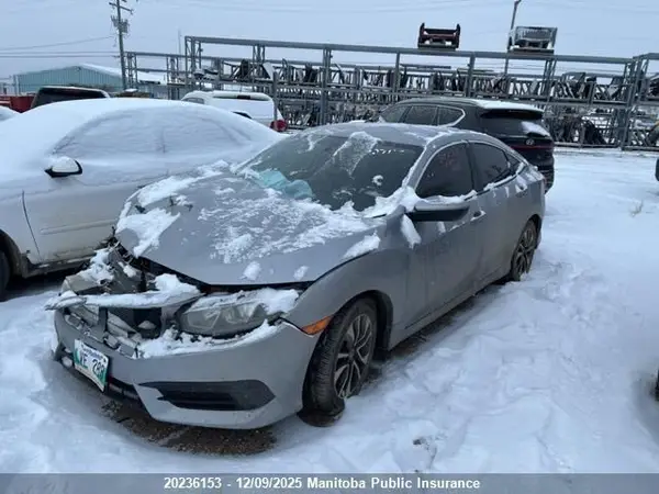 2HGFC2F59JH011142 2018 HONDA CIVIC - Image 2