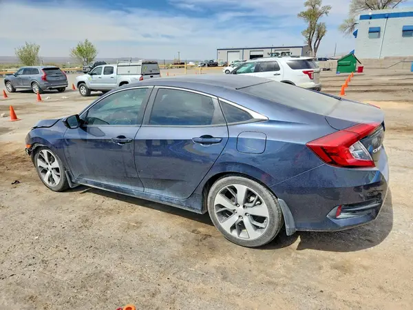 2HGFC2F59JH500401 2018 HONDA CIVIC - Image 2