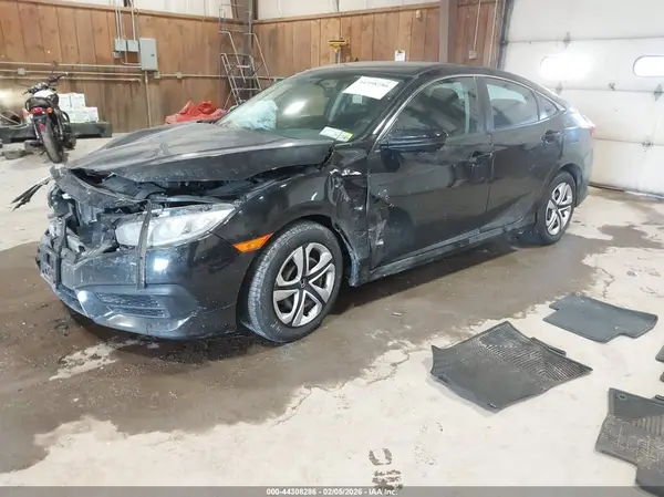 2HGFC2F59JH504187 2018 HONDA CIVIC - Image 2