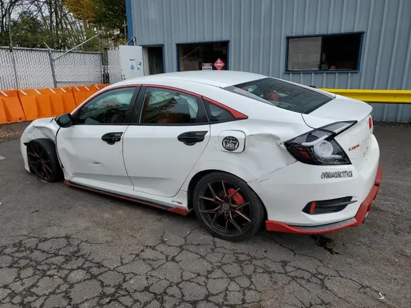 2HGFC2F59JH504481 2018 HONDA CIVIC - Image 2