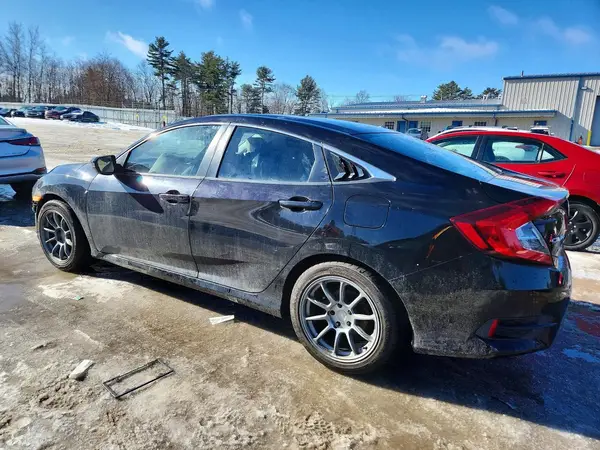 2HGFC2F59JH509843 2018 HONDA CIVIC - Image 2