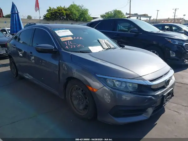 2HGFC2F59JH522687 2018 HONDA CIVIC - Image 1