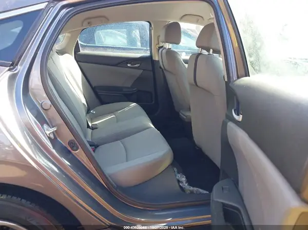 2HGFC2F59JH528800 2018 HONDA CIVIC - Image 8