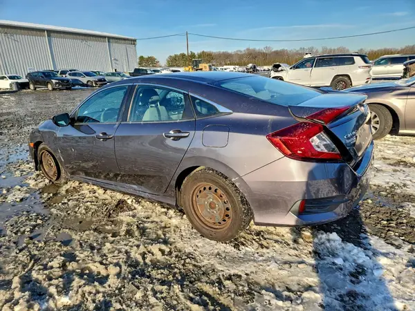 2HGFC2F59JH528831 2018 HONDA CIVIC - Image 2