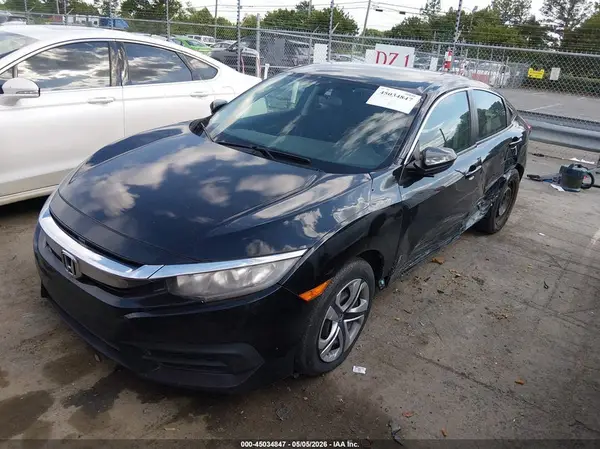 2HGFC2F59JH530496 2018 HONDA CIVIC - Image 2