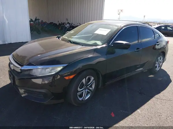 2HGFC2F59JH537030 2018 HONDA CIVIC - Image 2